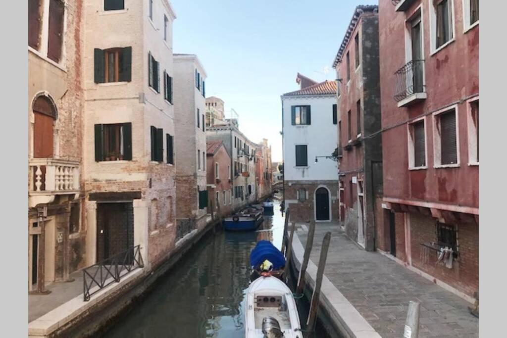 Appartamento Tipico Con Corte Privata Venise Extérieur photo